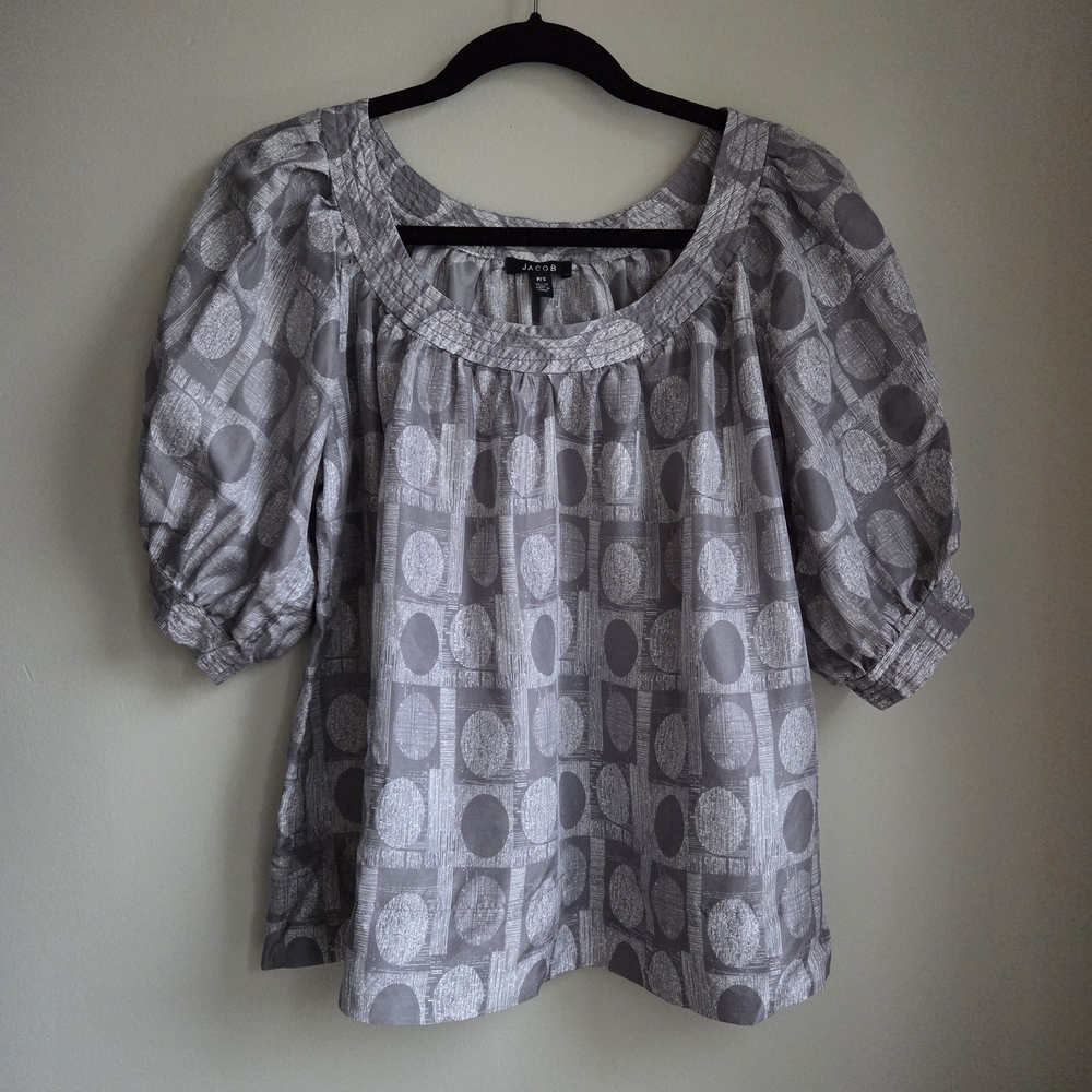 100% Silk EUC Gray Geometric Short Puff-Sleeve Boxy Blouse Jacob Like NEW S-M